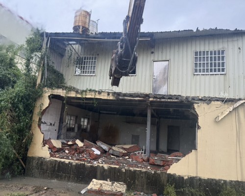 新竹裝潢拆除, 新竹房屋拆除工程費用?, 新竹民宅拆除, 新竹辦公室拆除, 新竹工廠拆除, 新竹建築物拆除, 新竹挖土機拆除, 新竹房屋拆除, 新竹拆除整地, 新竹拆除, 新竹廠房拆除, 新竹鐵皮屋拆除, 新竹打牆拆除工程,
新竹挖土機出租. 新竹整地. 新竹拆除工程, 新竹房屋拆除, 新竹工廠拆除, 新竹牆壁打除, 新竹拆除工程