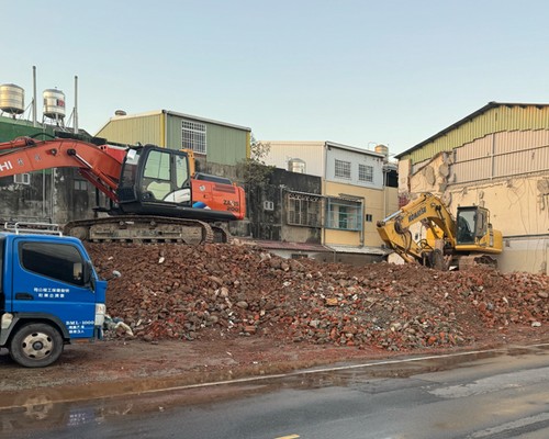 新竹裝潢拆除, 新竹房屋拆除工程費用？, 新竹民宅拆除, 新竹辦公室拆除, 新竹工廠拆除, 新竹建築物拆除, 新竹東區挖土機拆除, 新竹東區房屋拆除, 新竹東區拆除整地, 新竹東區拆除, 新竹東區廠房拆除, 新竹東區鐵皮屋拆除, 新竹東區打牆拆除工程, 
						新竹東區挖土機出租. 新竹東區整地. 新竹東區拆除工程, 新竹東區房屋拆除, 新竹東區工廠拆除, 新竹東區牆壁打除, 新竹東區拆除工程
